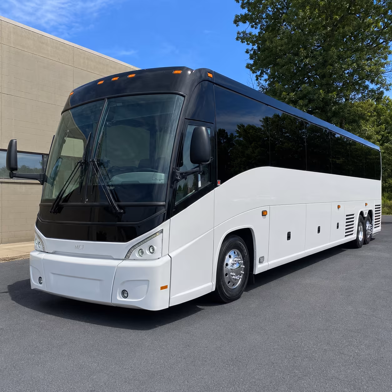 senior congregation shuttles that keep every member connected