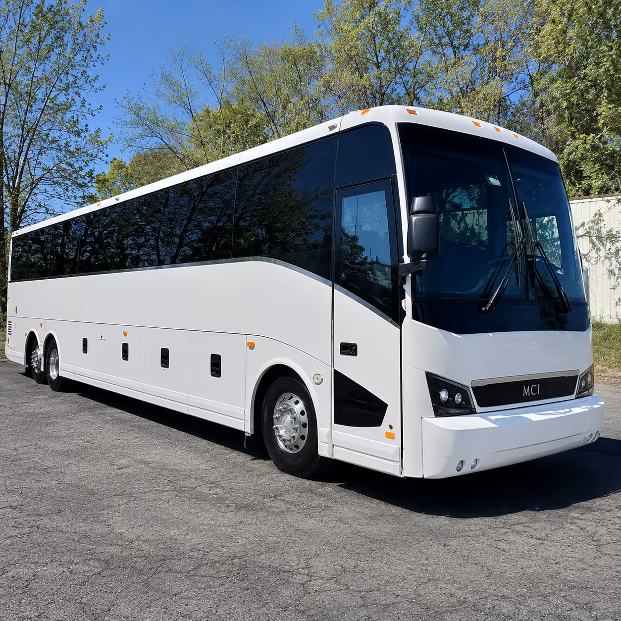 why a charter bus makes cruise departures from boynton beach effortless